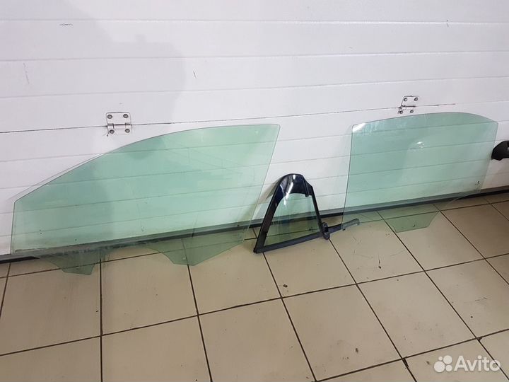 Стекло двери VW Polo Sedan, Skoda Rapid