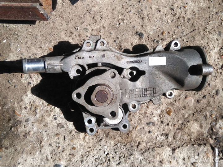 Водяной насос помпа Opel