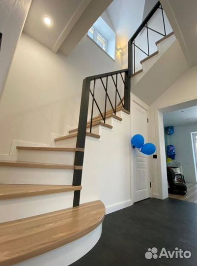 Деревянная лестница на второй этаж LTN-5508