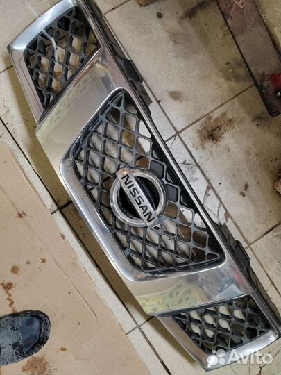Продам решётку ниссан патфайндер 3