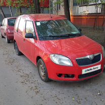 Skoda Praktik 1.4 MT, 2007, 450 000 км, с пробегом, цена 350 000 руб.