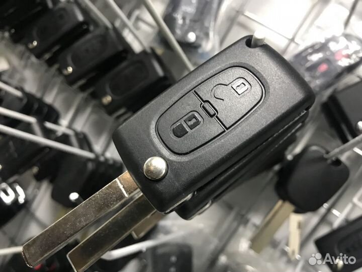 Корпус ключа Citroen C4 две кнопки с лезвием