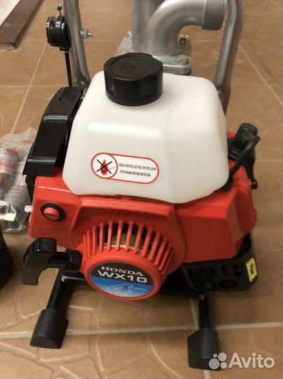 Помпа для воды бензиновая