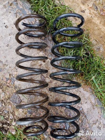 Задние пружины volkswagen Passat b3 седан