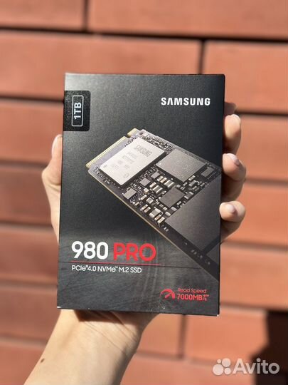 Новый SSD Samsung 980 PRO 1000 гб (1TB)