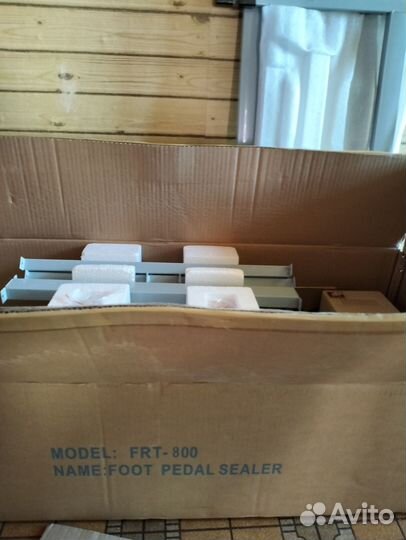 Запайщик пакетов импульсный педальный FRT-800
