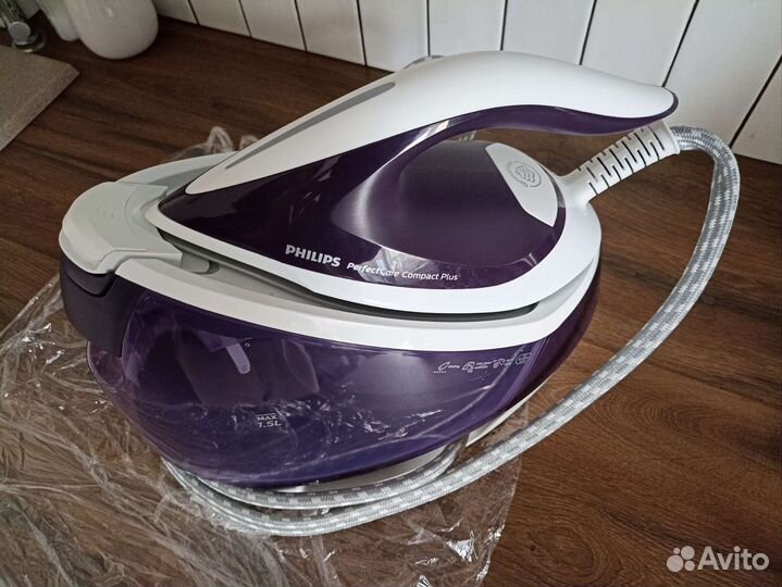 Парогенератор Philips PerfectCare GC7933/30