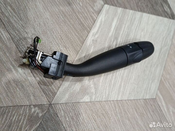 Переключатель поворотника Пежо 406