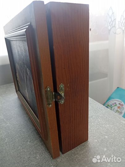 Ключница интерьерная