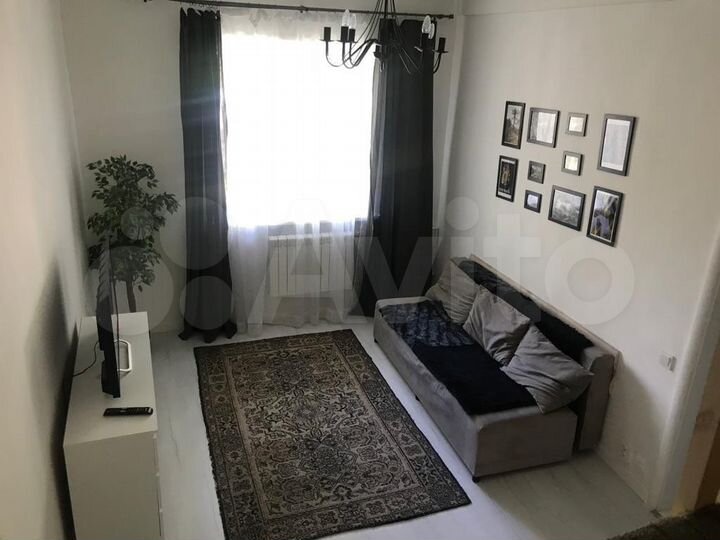 1-к. квартира, 43 м², 1/2 эт.