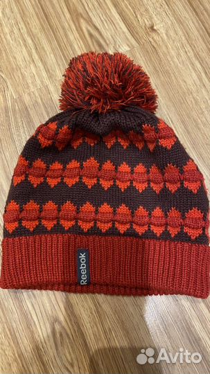 Шапка Reebok женская