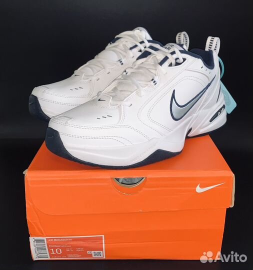 Кроссоквки Nike air Monarch 44 оригинал белые