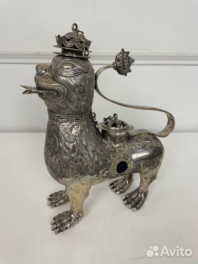 Серебряный сосуд