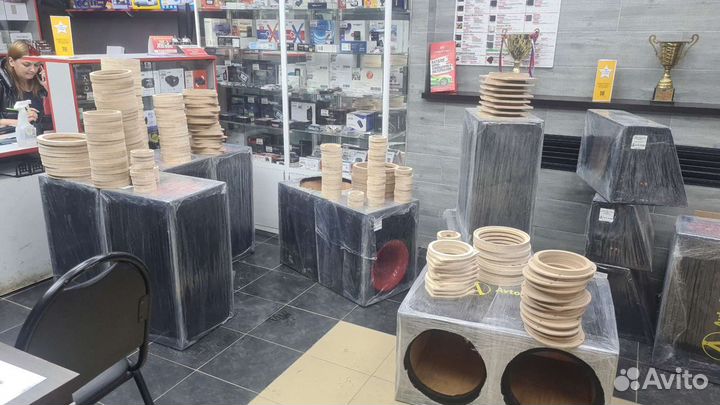 Фирменные короба для сабвуфера