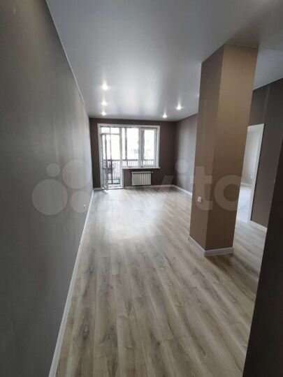 2-к. квартира, 54 м², 1/9 эт.