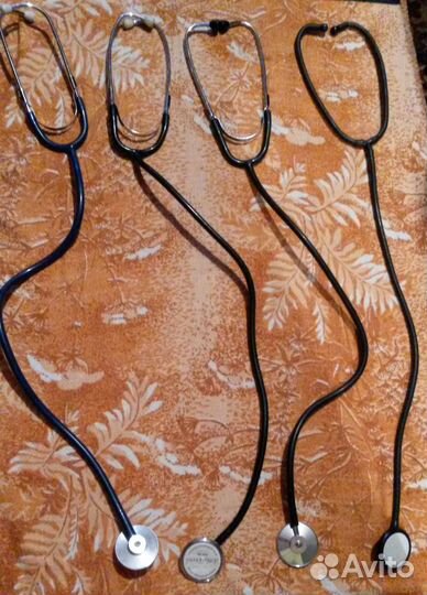 3 фонендоскопа 1 продан