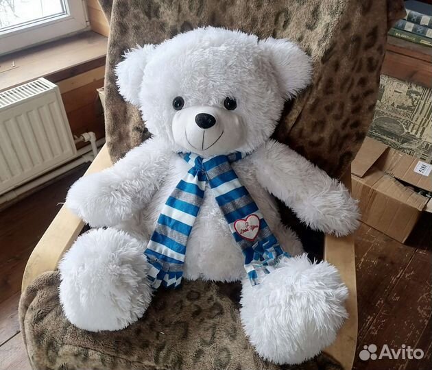 Плюшевый медведь