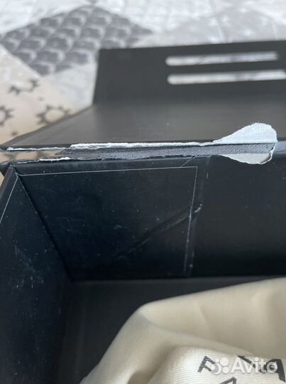 Коробка и пыльник Yves Saint Laurent