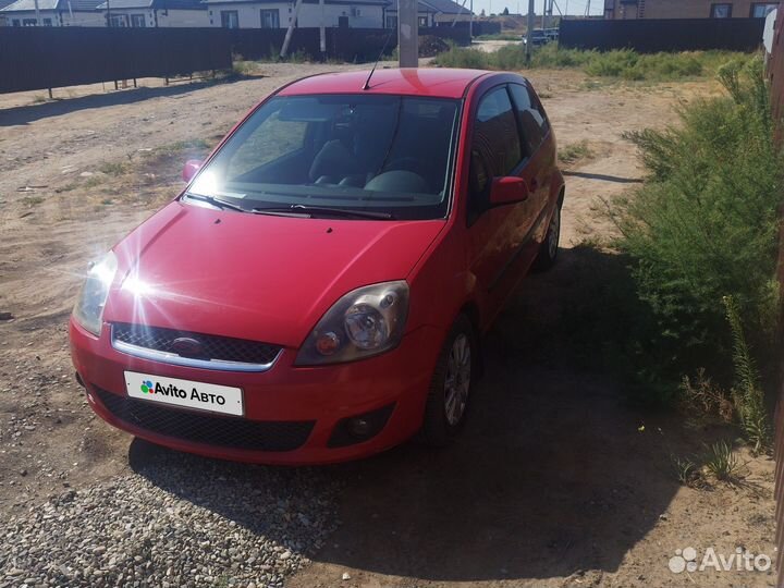 Ford Fiesta 1.4 AMT, 2006, 150 000 км