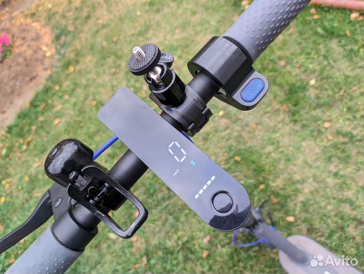 Электросамокат Xiaomi Scooter 3