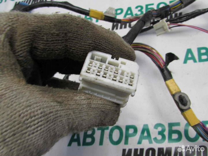 Проводка двери для Toyota Mark II GX100