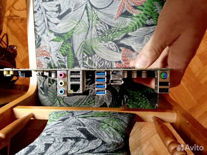 Материнская плата am4 b550