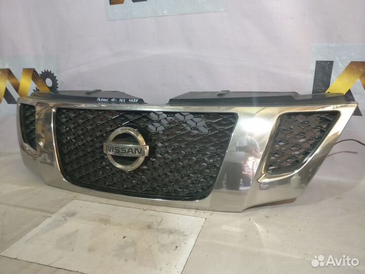 Ниссан Патрол 2010- Решетка радиатора 4588