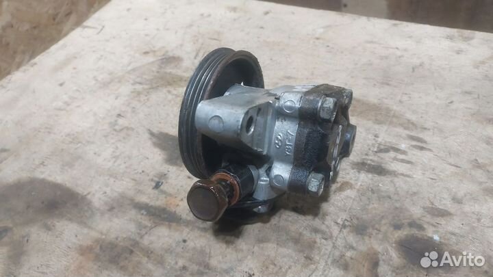 Насос гур Hyundai Sonata EF 4 G4GC