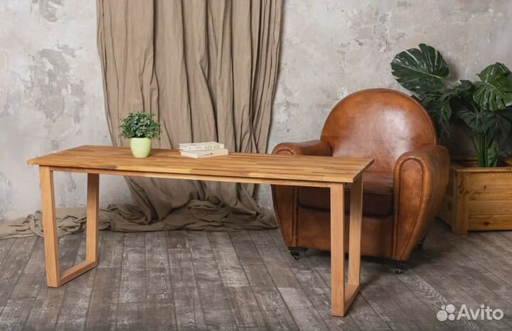 Стол обеденный