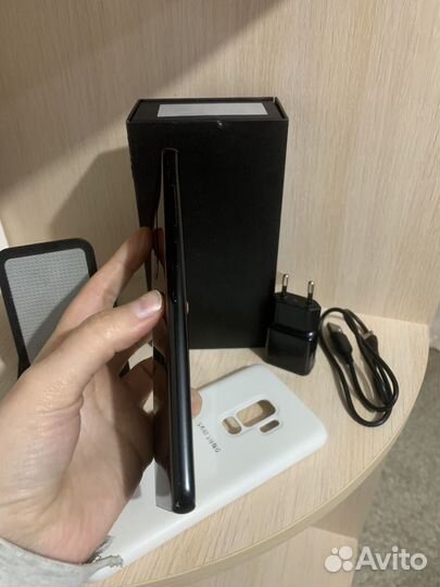 Samsung Galaxy S9 Plus, 4/64 ГБ