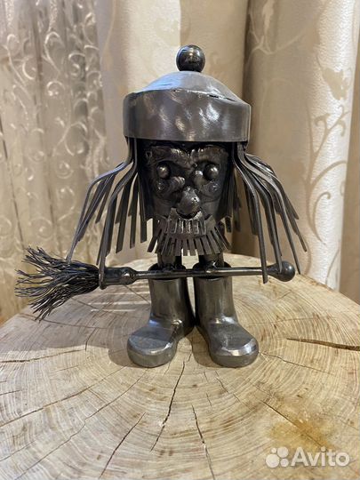 Оригинальный подарок из металла. Домовой