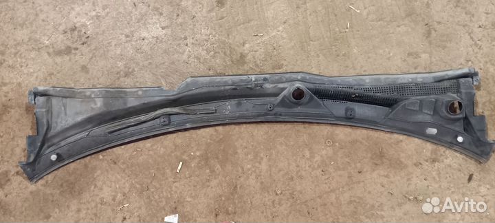 Жабо Nissan Almera N16