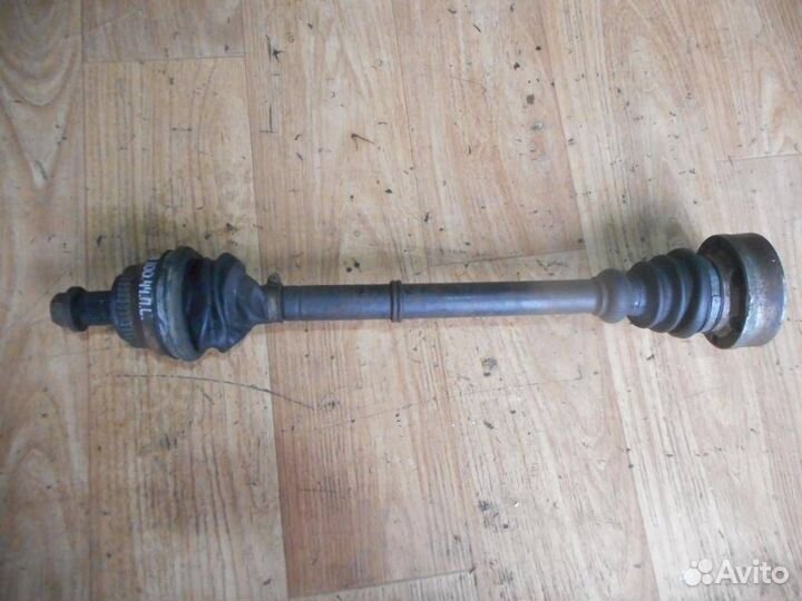 Полуось передняя левая Audi 100/200 44 1983-1991