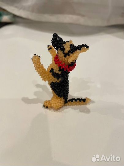 Собака из бисера