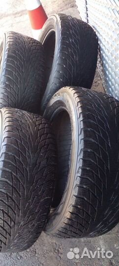 Nokian Tyres Hakkapeliitta R2 245/50 R18
