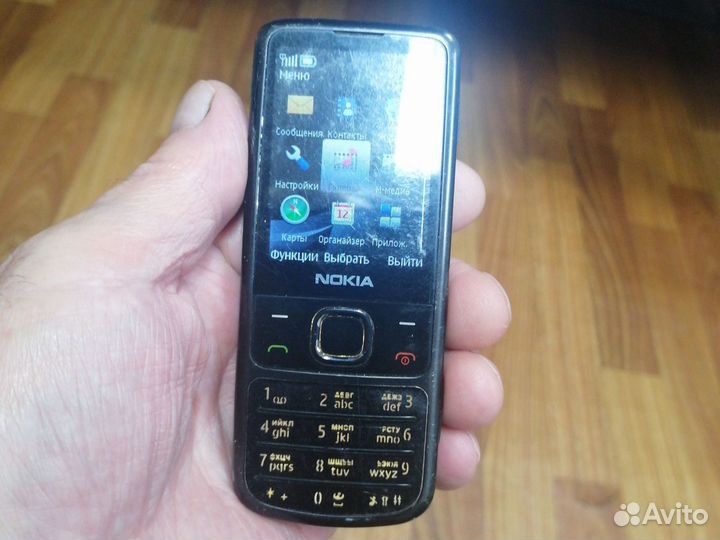 Телефон Nokia 6700