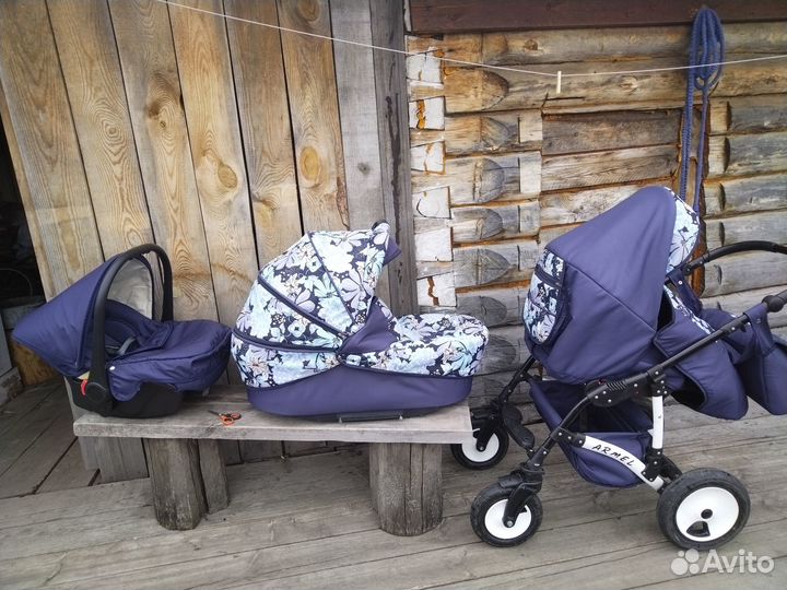Продам коляску 3 в 1