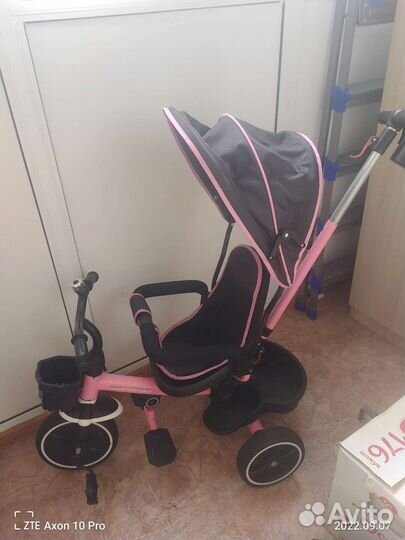 Детский трехколесный велосипед-коляска