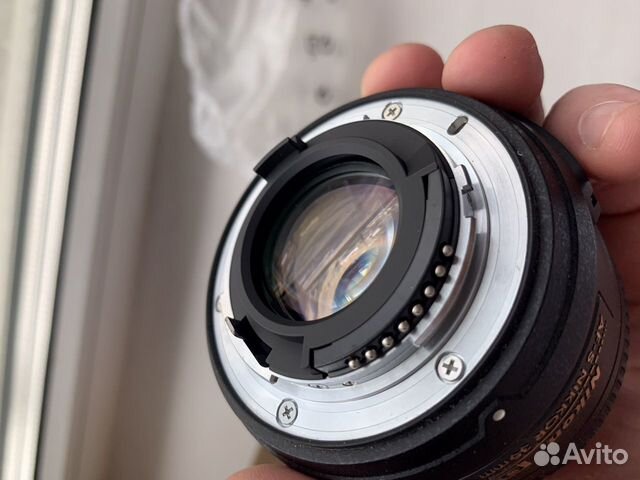 Объектив AF-S DX nikkor 35mm f/1.8G объявление продам