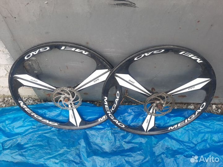 Колёса для велосипеда R20 и R24