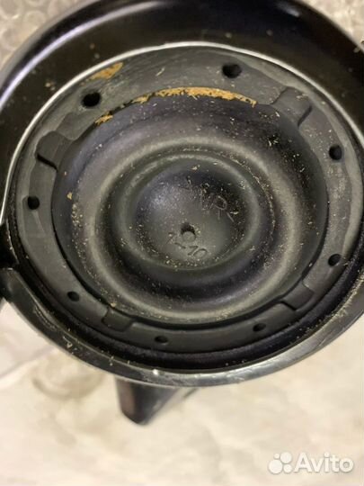 Подушка двигателя Б/У GJ6A39060G