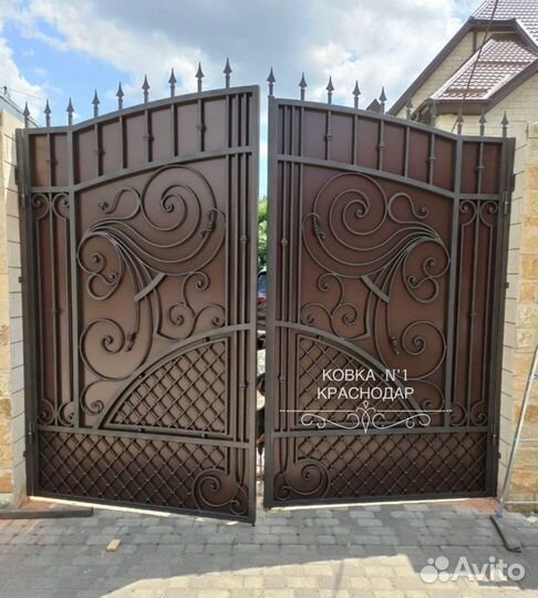 Кованые ворота