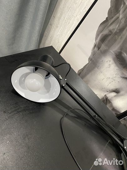 Лампа настольная бу