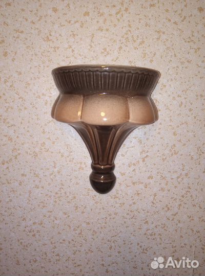 Кашпо горшок для цветов на стену