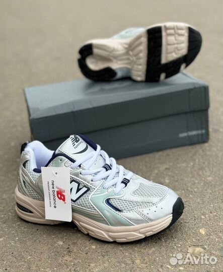 Кроссовки new balance