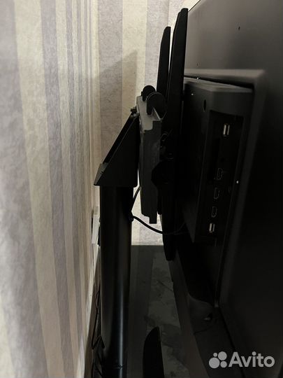 Подставка под телевизор