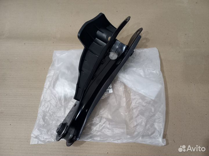 Рычаг задний правый развальный Infiniti Fx Qx70