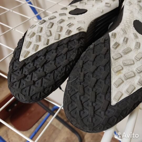 Кроссовки nike спортивные