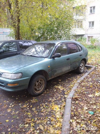 Toyota Corolla 1.3 AT, 1996, 307 792 км