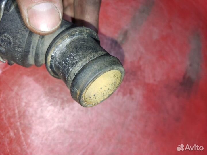 Фланец системы охлаждения Audi A3 8L хетчбек 1.6